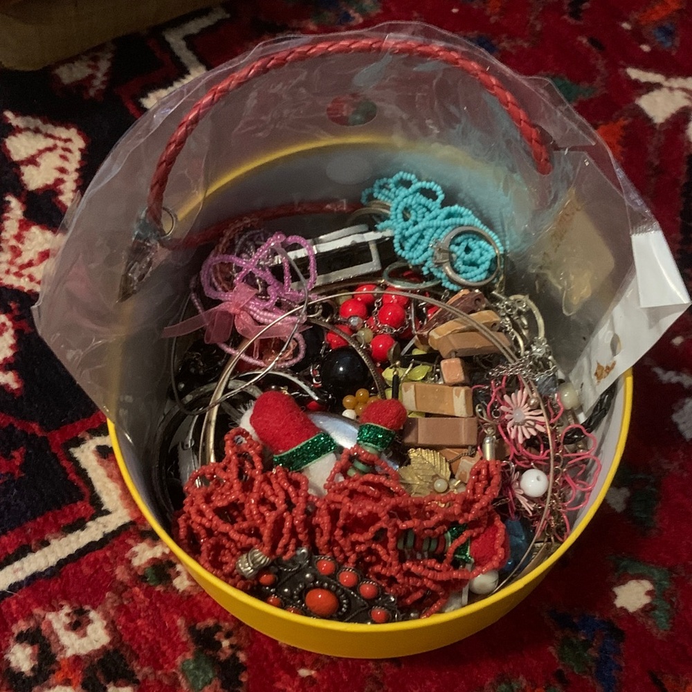 2lbs Jewelry Craft Lot